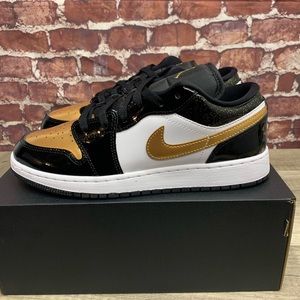 Air Jordan 1 Low (GS) size 7y